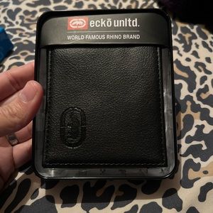 NWT ECKO UNLTD men’s black leather wallet